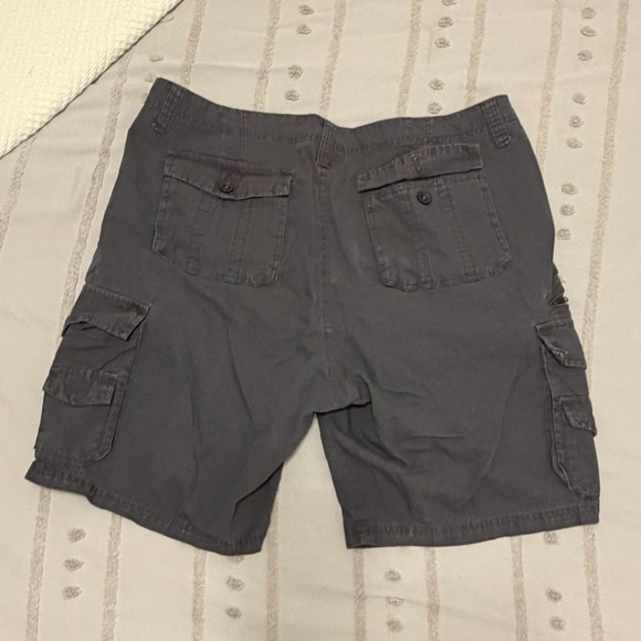 Subculture Men's Gray Cargo Shorts - Picture 2 of 2